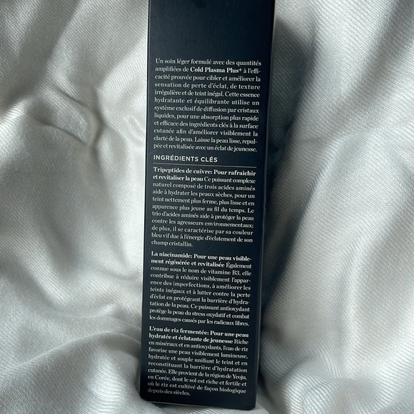 Perricone MD Cold Plasma+ The Essence - Picture 4 of 5